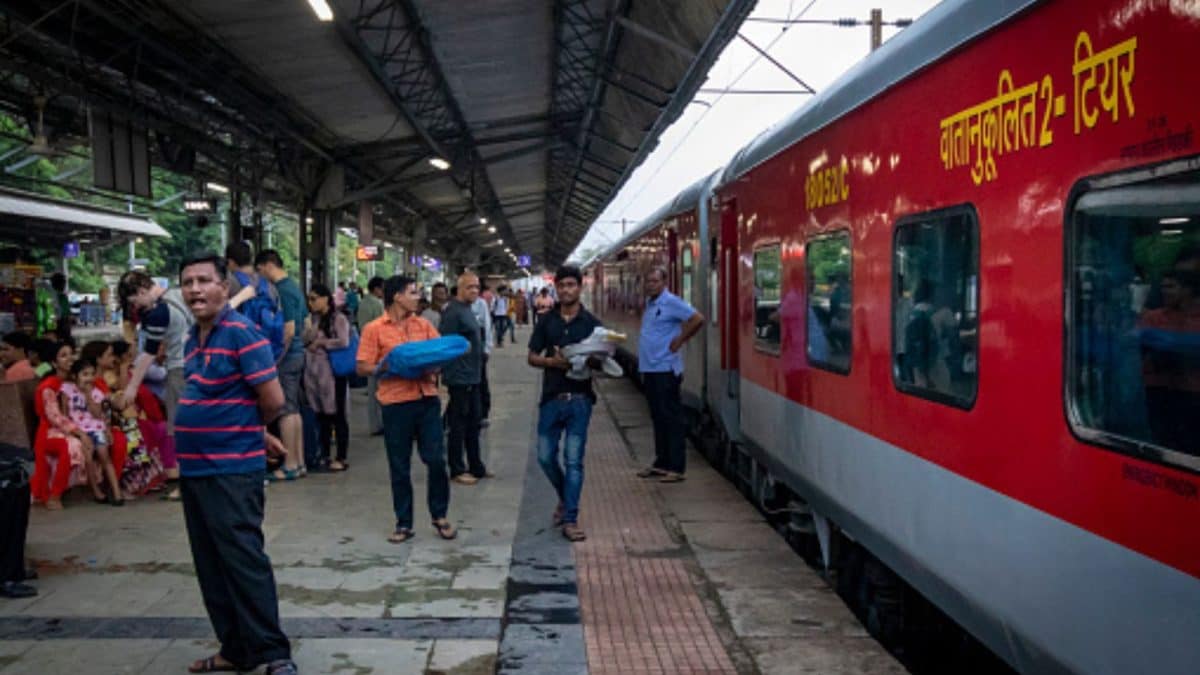 दक्षिणी रेलवे ने 8 से 21 जनवरी तक पोंगल विशेष ट्रेनों की घोषणा की। विवरण देखें | भारत समाचार